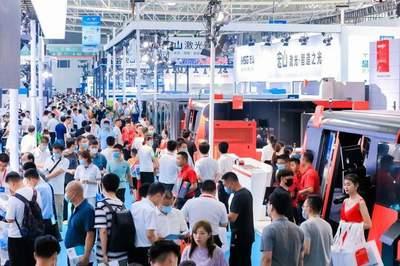 七月(yue)青島(dao),智造盛宴 | 40萬平聚(ju)合(he)智造(zao)產業鏈(lian),見(jian)證(zheng)中(zhong)國智造力量(liang)