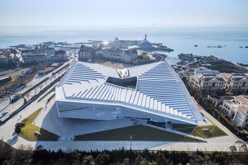 德才股份上(shang)市(shi)首年(nian)營收(shou)突破(po)50億，增長8.73%，加速領域與地域(yu)擴張(zhang)